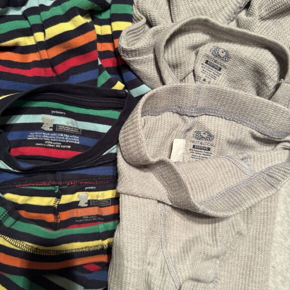 Primary Long Sleeve Top Bundle Boy 4T Base Layer Fruit Loom Pajama Play Cond - Picture 6 of 10